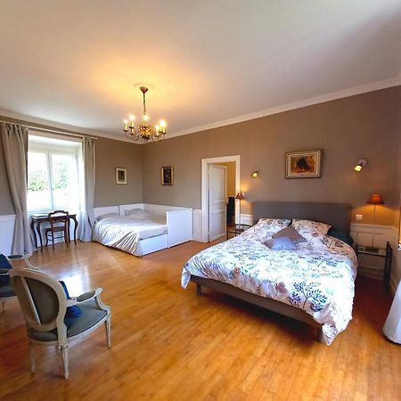 Au Pays De Jacquou : Chambre D'Hotes Et Table D'Hotes Fossemagne Eksteriør bilde