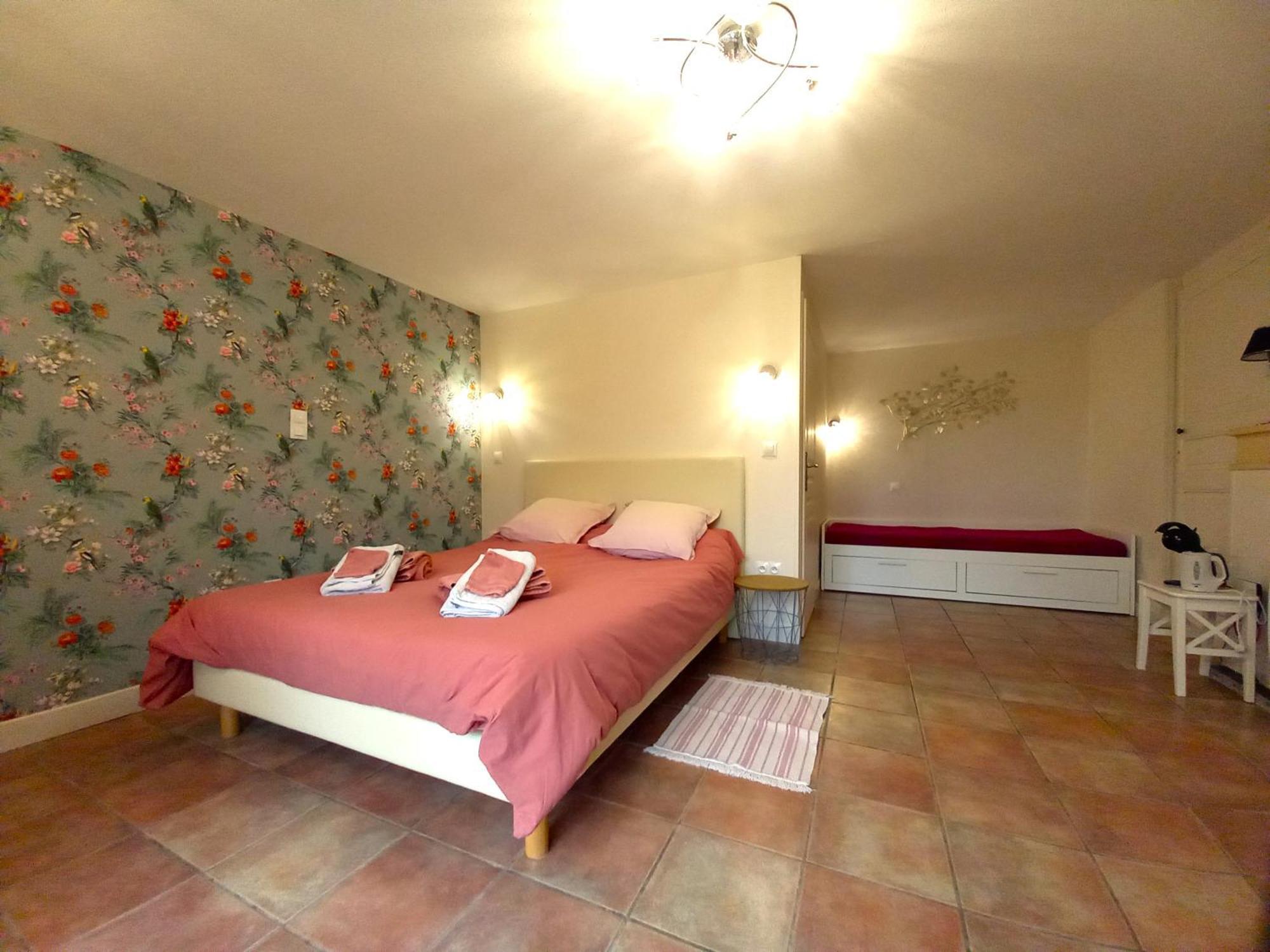 Au Pays De Jacquou : Chambre D'Hotes Et Table D'Hotes Fossemagne Eksteriør bilde